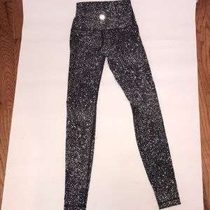 New w/o tags Lulu lemon size 4 leggings